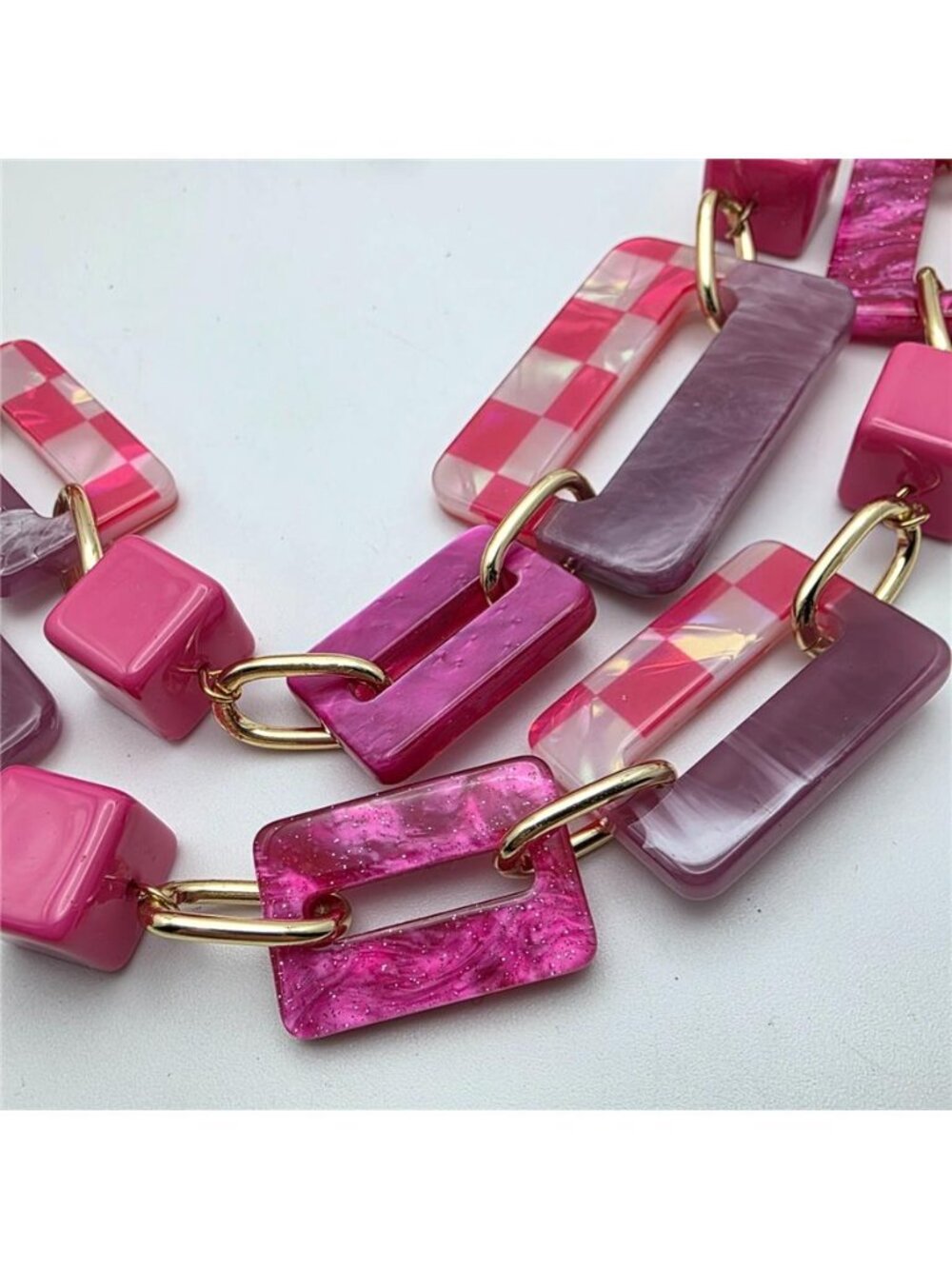 Chunky Pink Acrylic Link Necklace Mod Pop Art Statement Geometric Gold Tone 24" - Picture 3 of 7